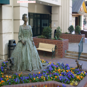 Queen Charlotte Statue - QCT Charlotte Black Heritage Tour - Queen City Tours